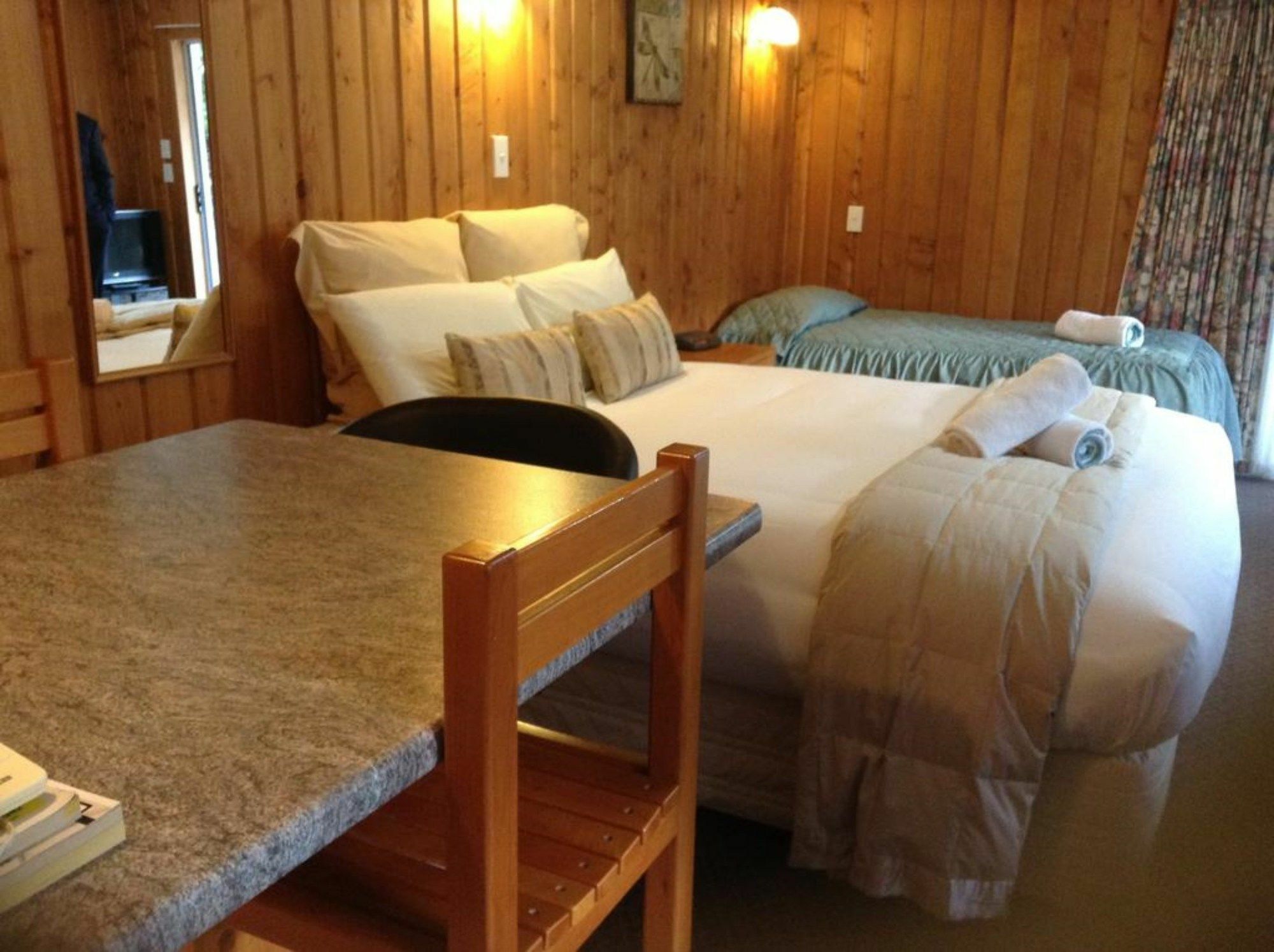 Archway Motels & Chalets Wanaka Ngoại thất bức ảnh